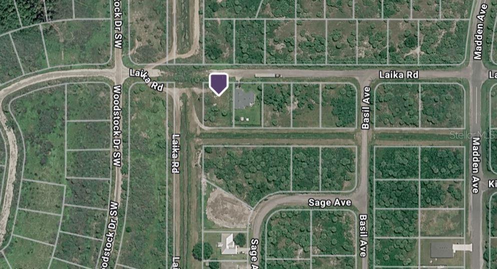 896 Laika Rd Sw Property Photo 4