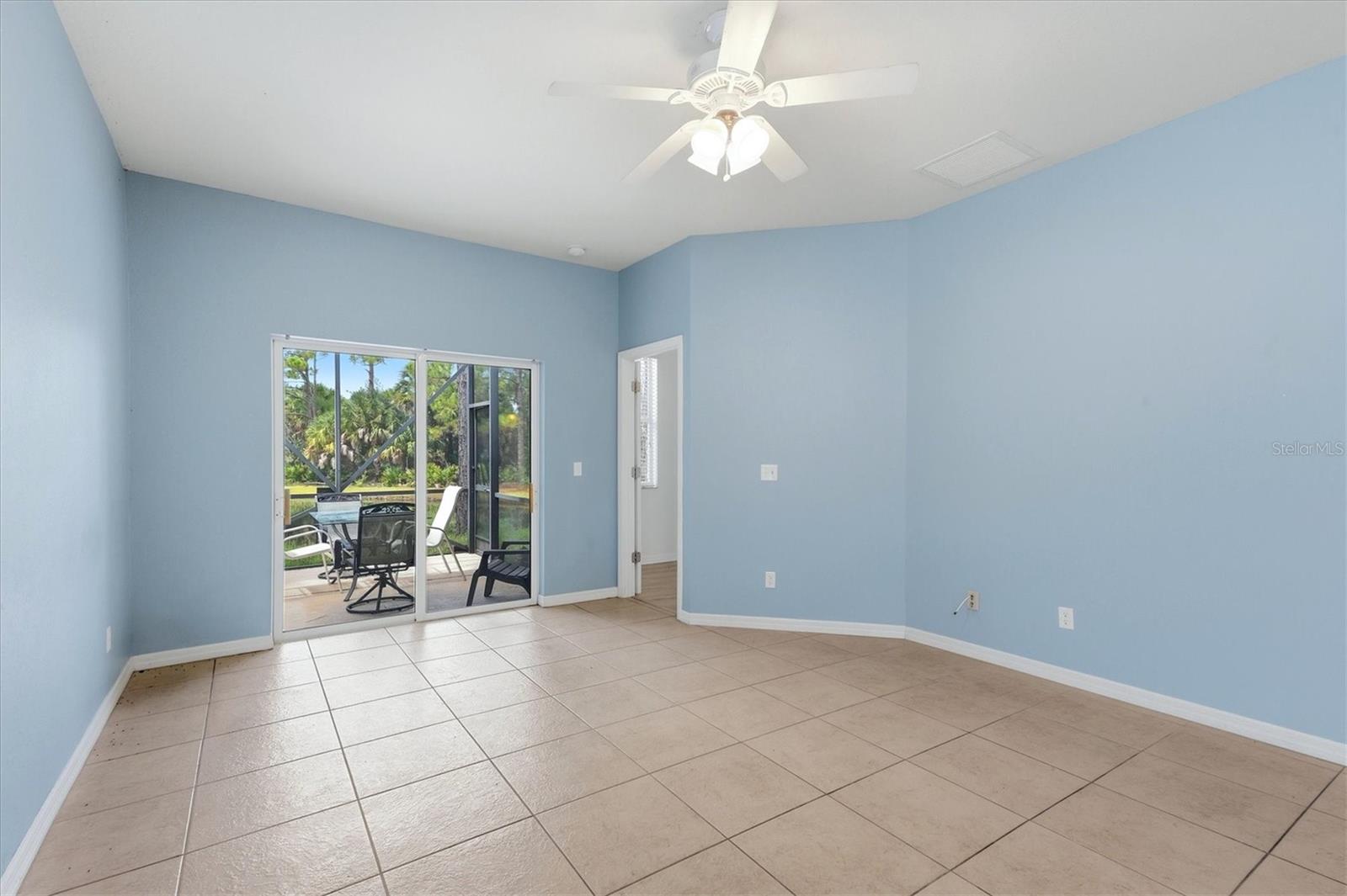 11954 Tempest Harbor Loop Property Photo 4