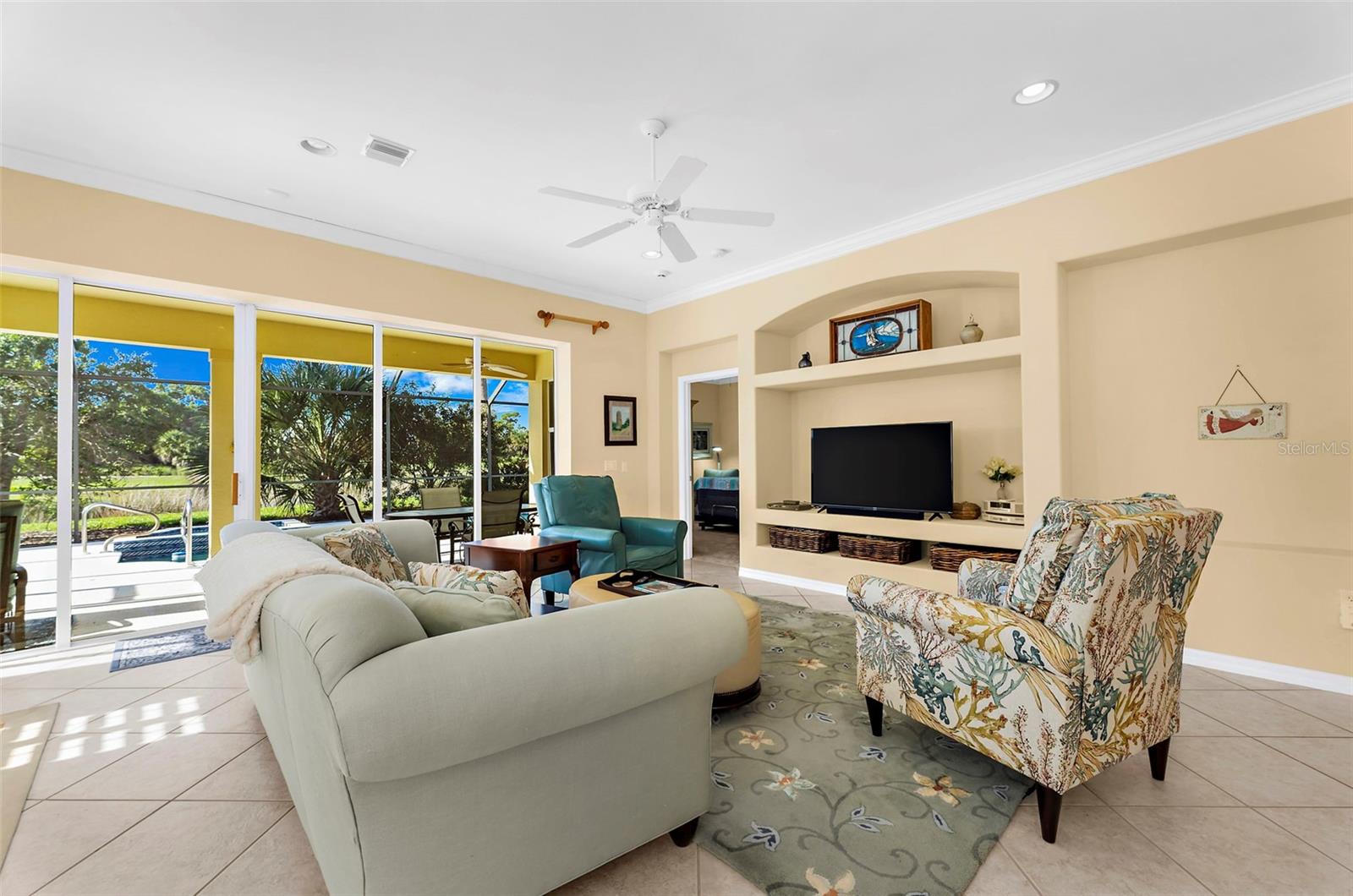 117 Bolanza Ct Property Photo 8