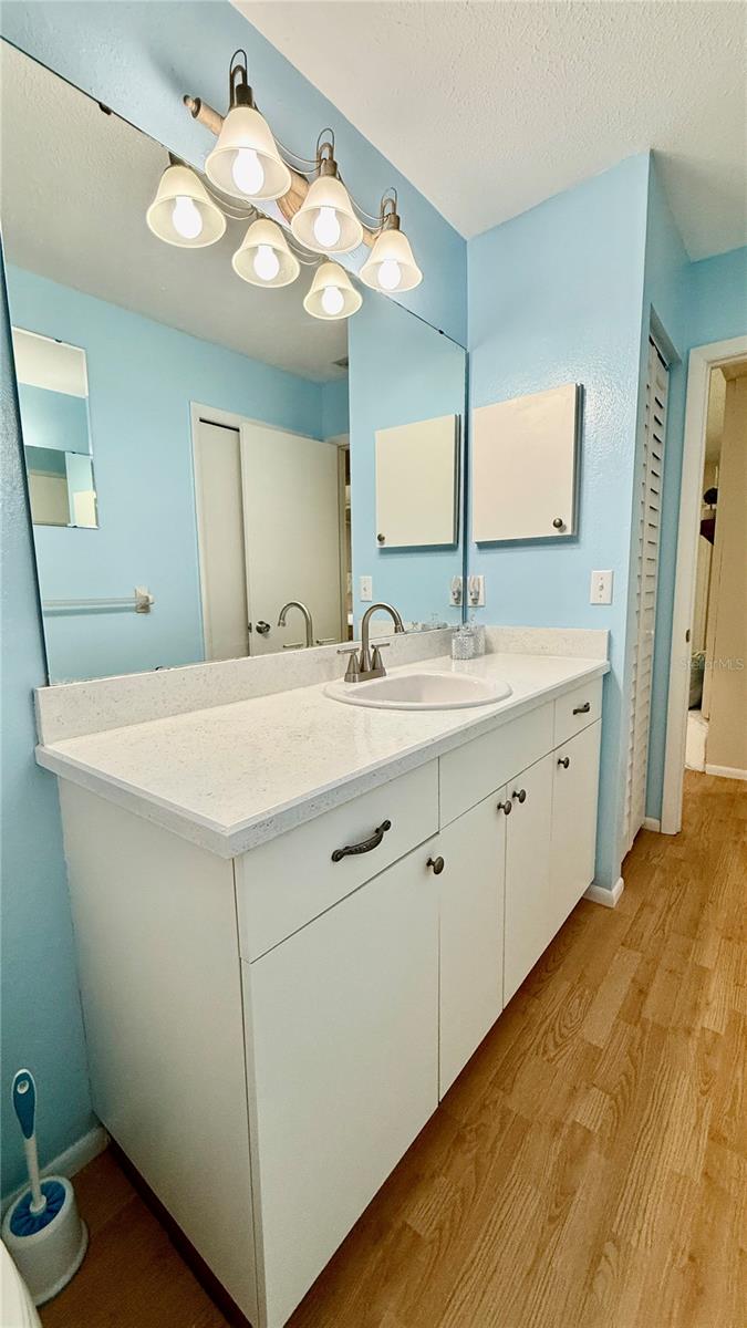 641 Hancock Ave Property Photo 10