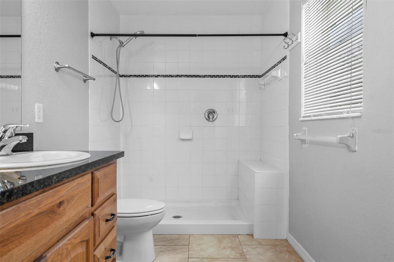 209 Broadmoor Ln Property Photo 18