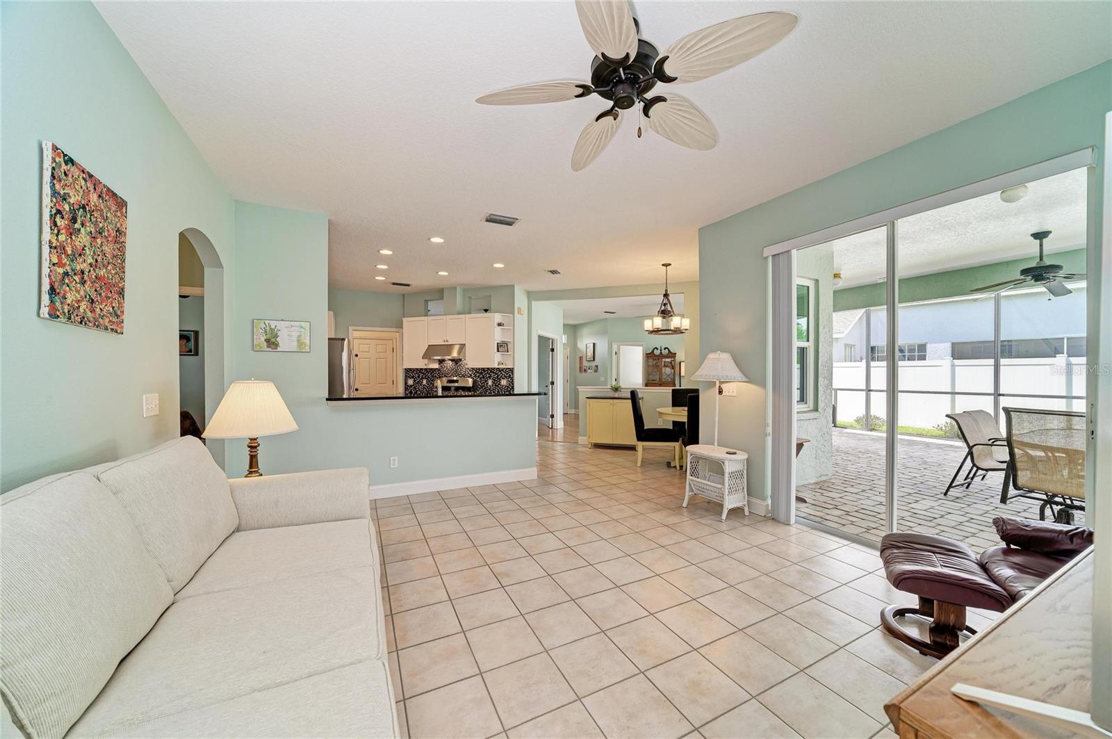 12105 Beeflower Dr Property Photo 15