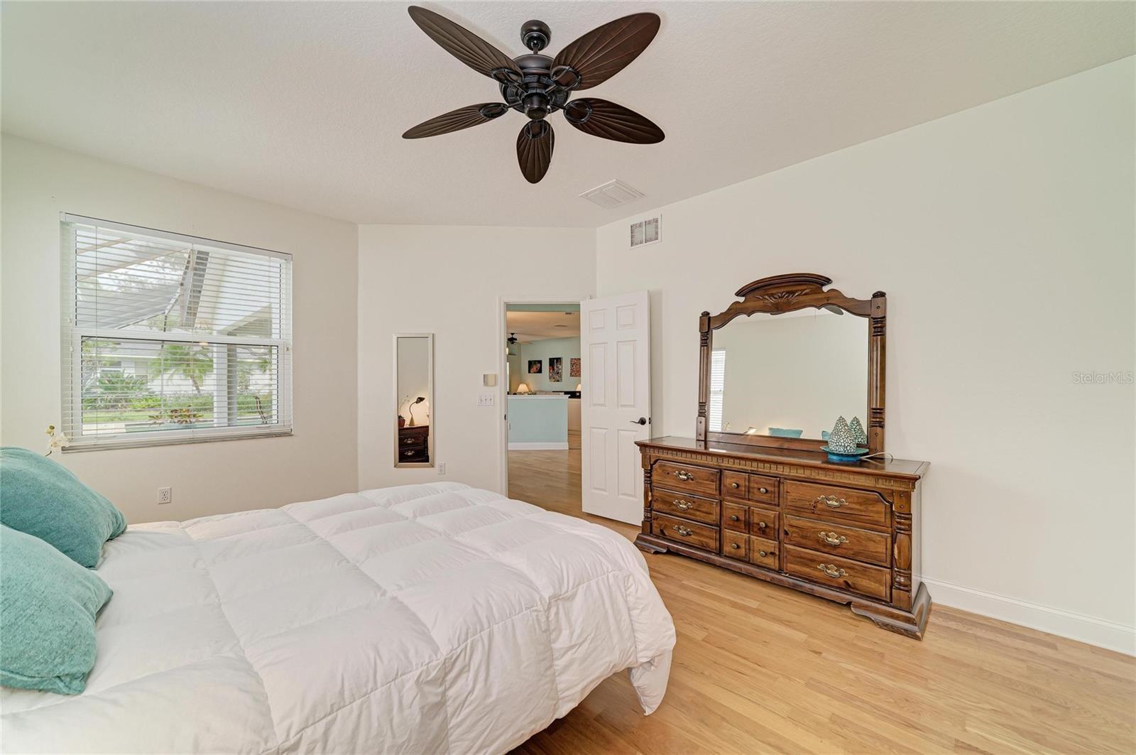 12105 Beeflower Dr Property Photo 17