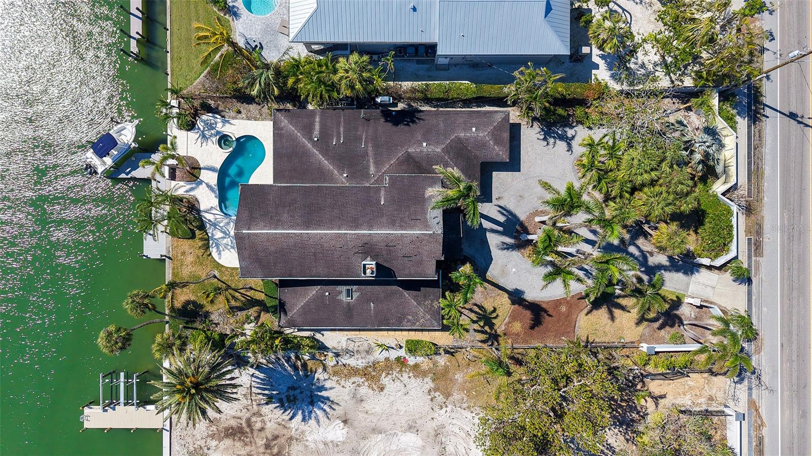 732 Siesta Dr Property Photo 27