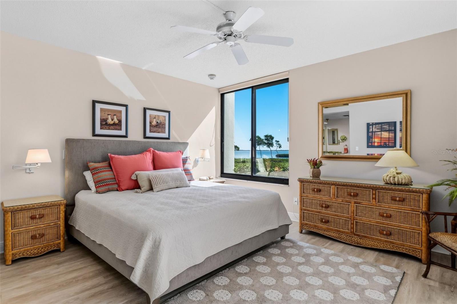 1932 Harbourside Dr #214 Property Photo 12