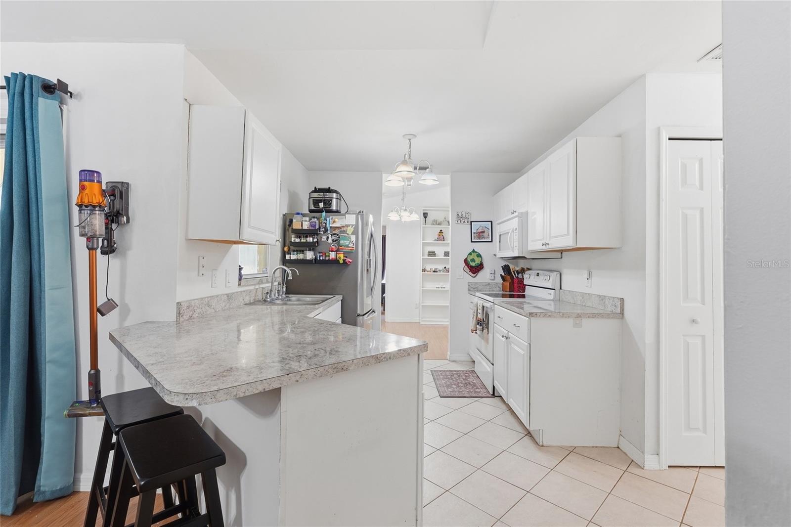 2661 Muglone Ln Property Photo 5
