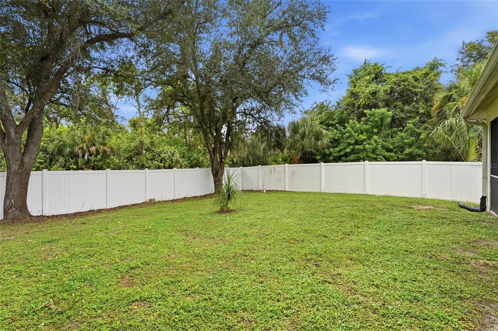 2661 Muglone Ln Property Photo 12