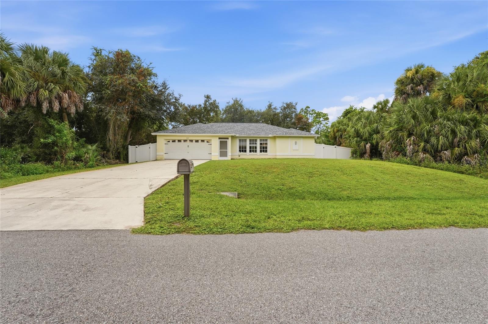 2661 Muglone Ln Property Photo 13