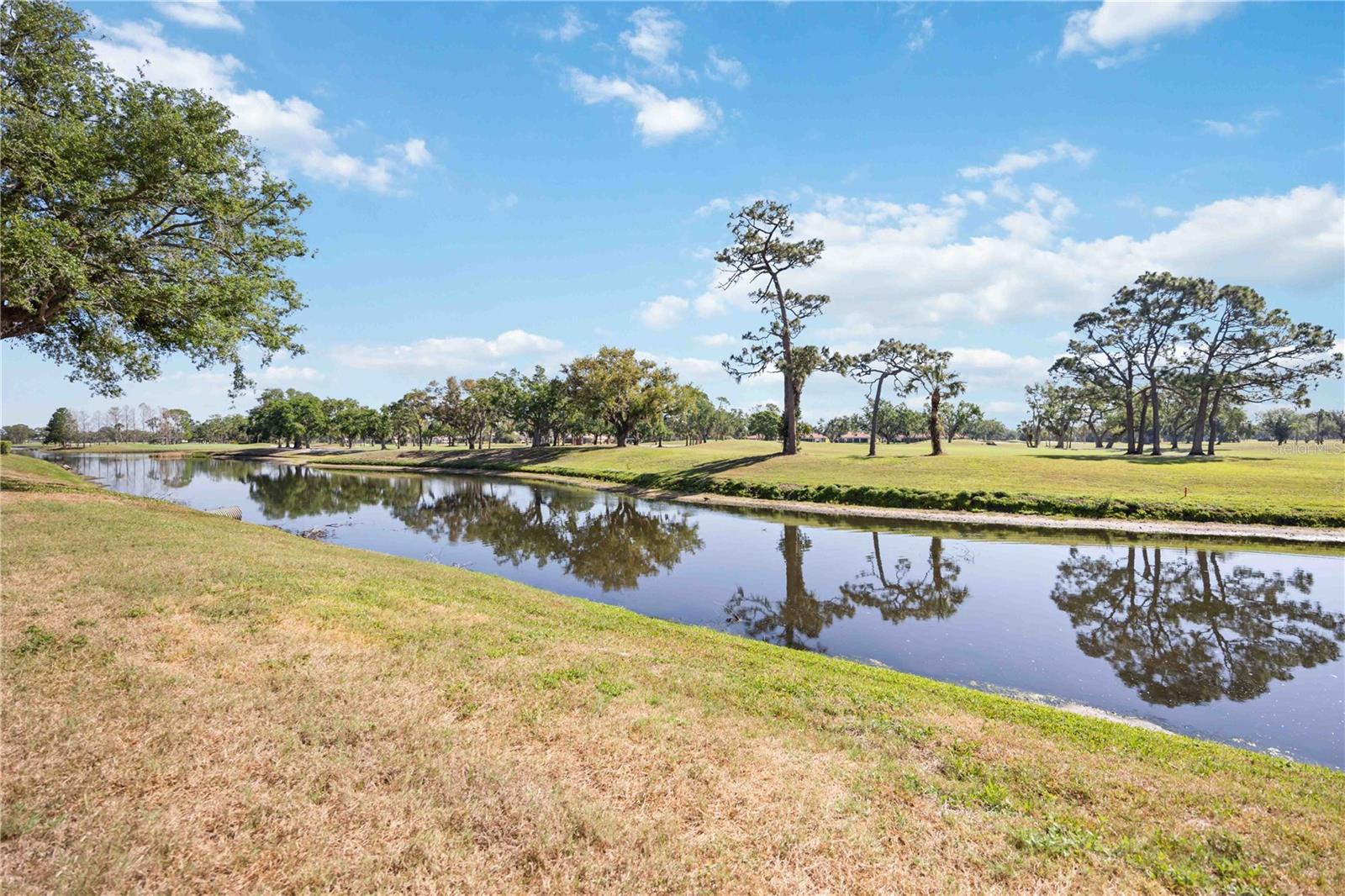 7461 W Country Club Dr N #207 Property Photo 31