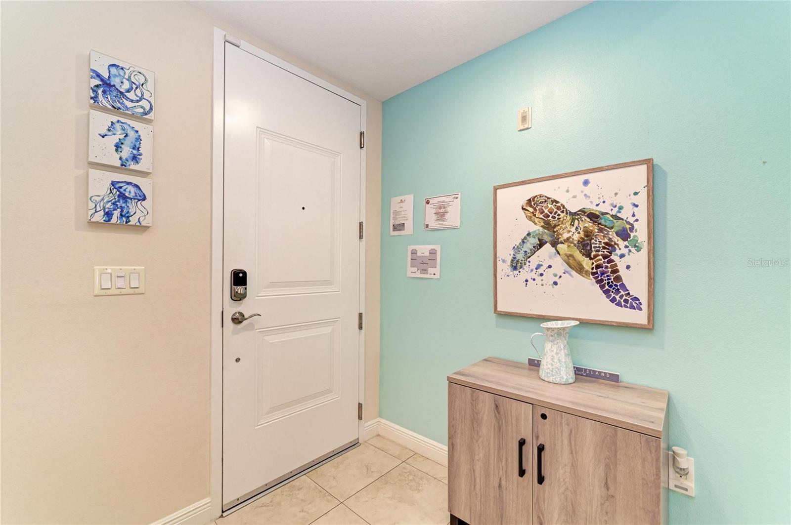 391 Aruba Cir #101 Property Photo 6