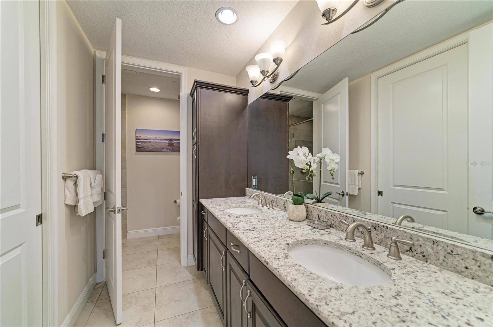 391 Aruba Cir #101 Property Photo 27