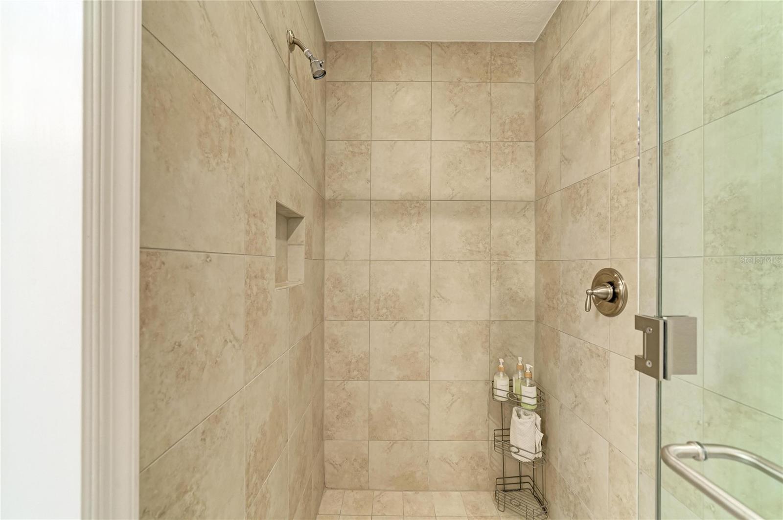 391 Aruba Cir #101 Property Photo 29