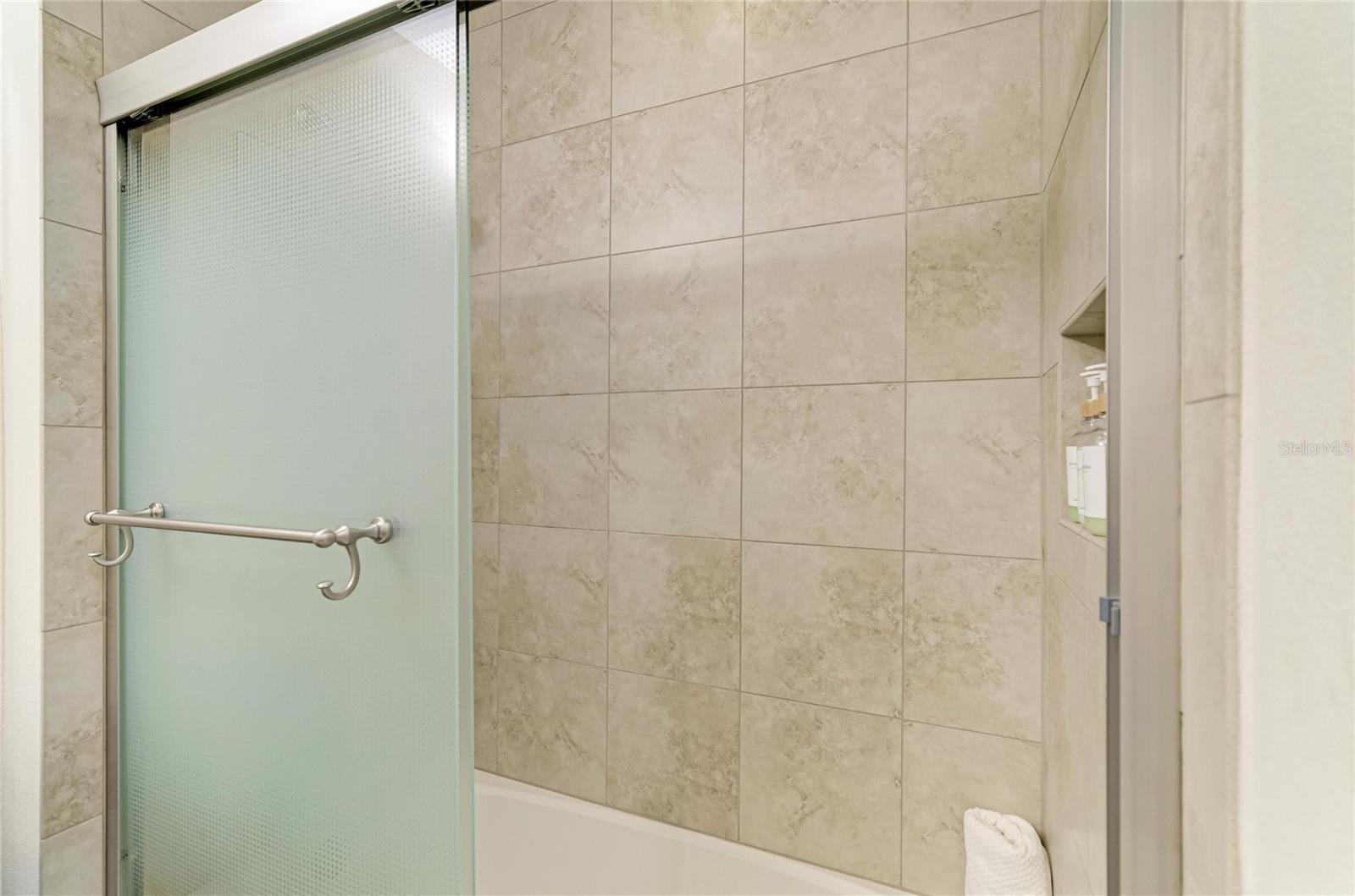 391 Aruba Cir #101 Property Photo 34