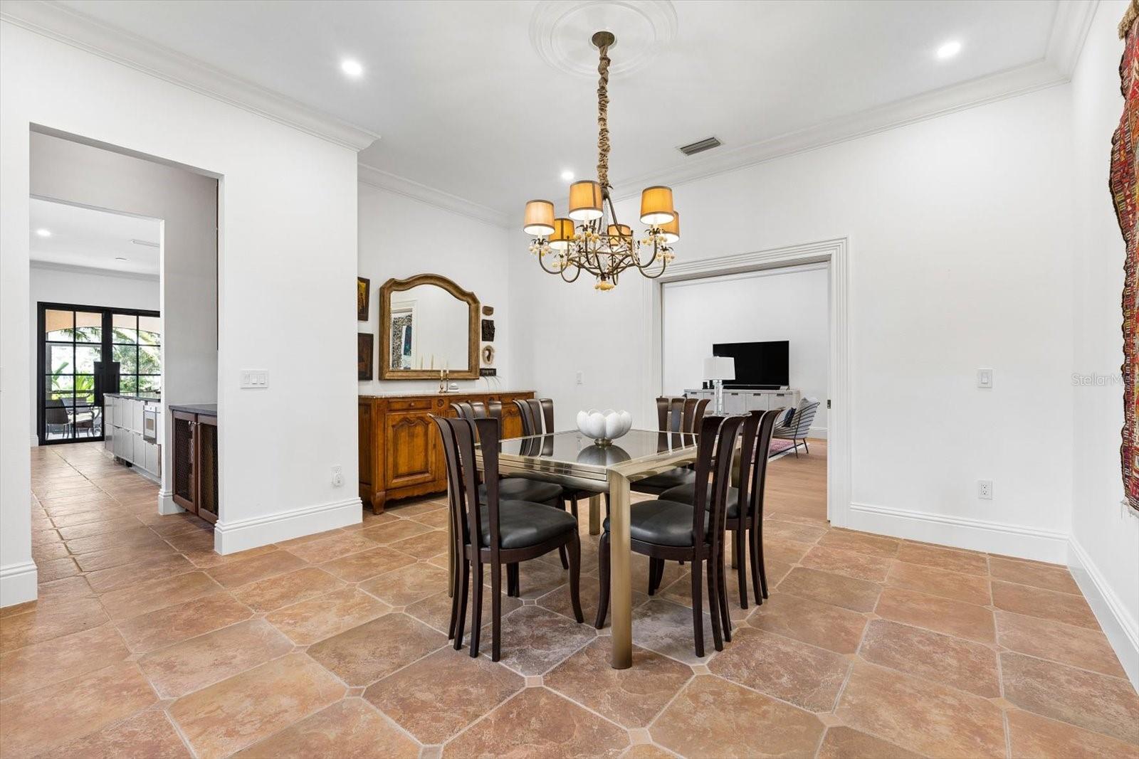 7047 Vilamoura Pl Property Photo 11