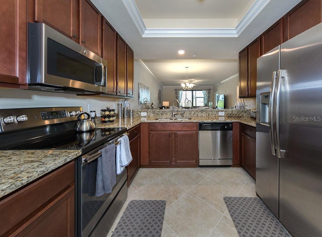 5528 Palmer Cir #105 Property Photo 6