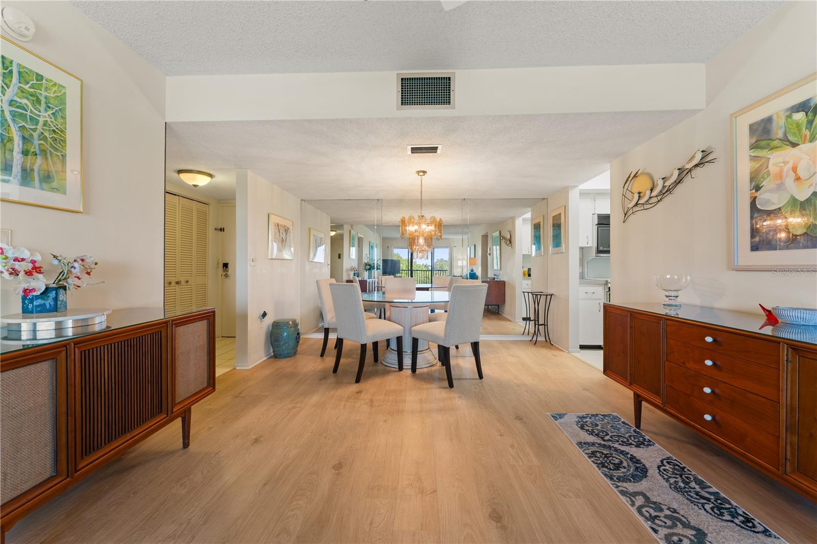 4119 61st Avenue Ter W #404 Property Photo 5
