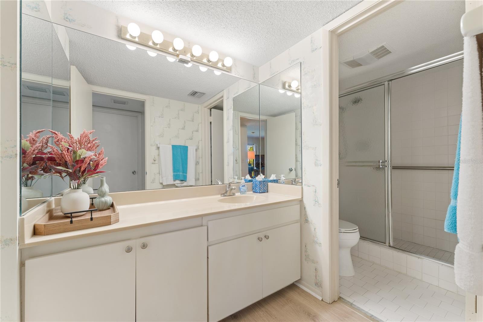 4119 61st Avenue Ter W #404 Property Photo 17