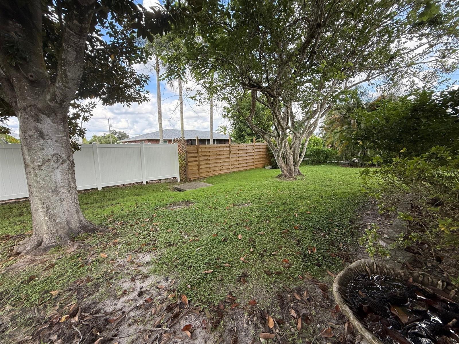 5109 Medalist Rd Property Photo 18