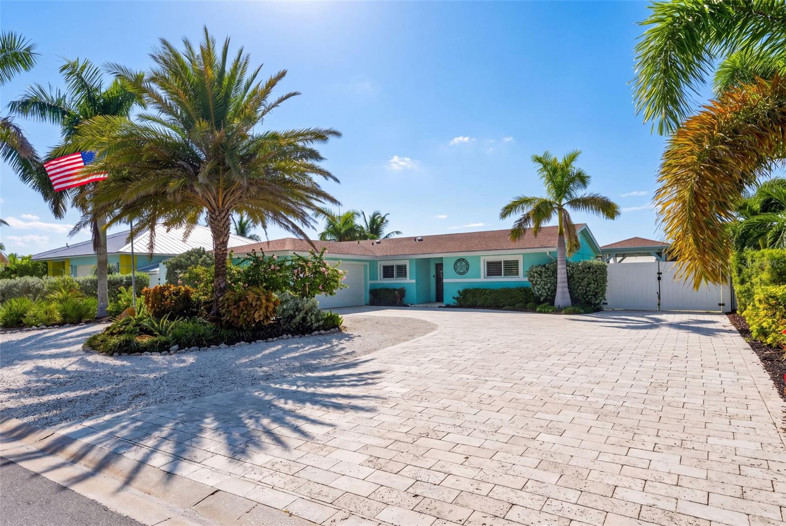 3708 Royal Palm Dr Property Photo 5