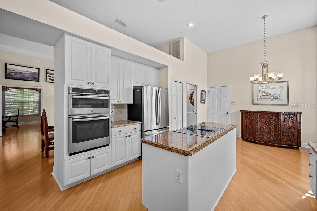 7117 Victoria Cir Property Photo 12