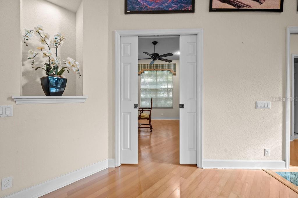 7117 Victoria Cir Property Photo 16