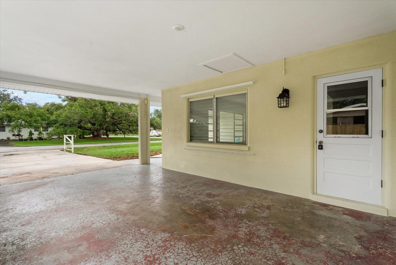 4986 Buchanan Pl Property Photo 4