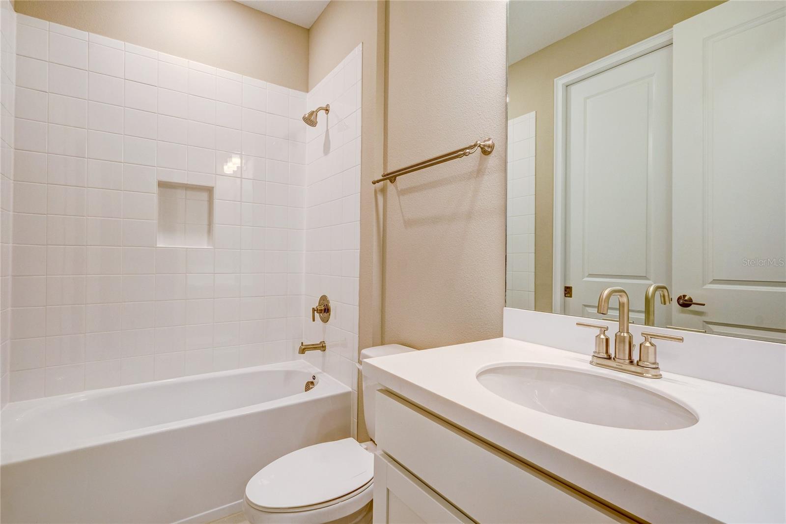 6094 Mesa Gln Property Photo 21