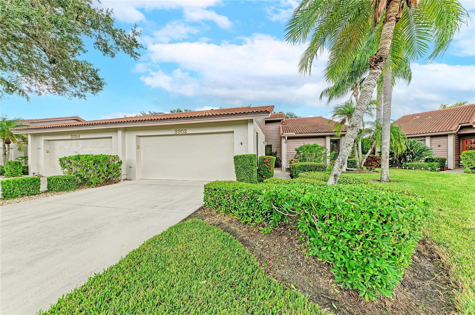3952 Wilshire Cir E #166 Property Photo 1
