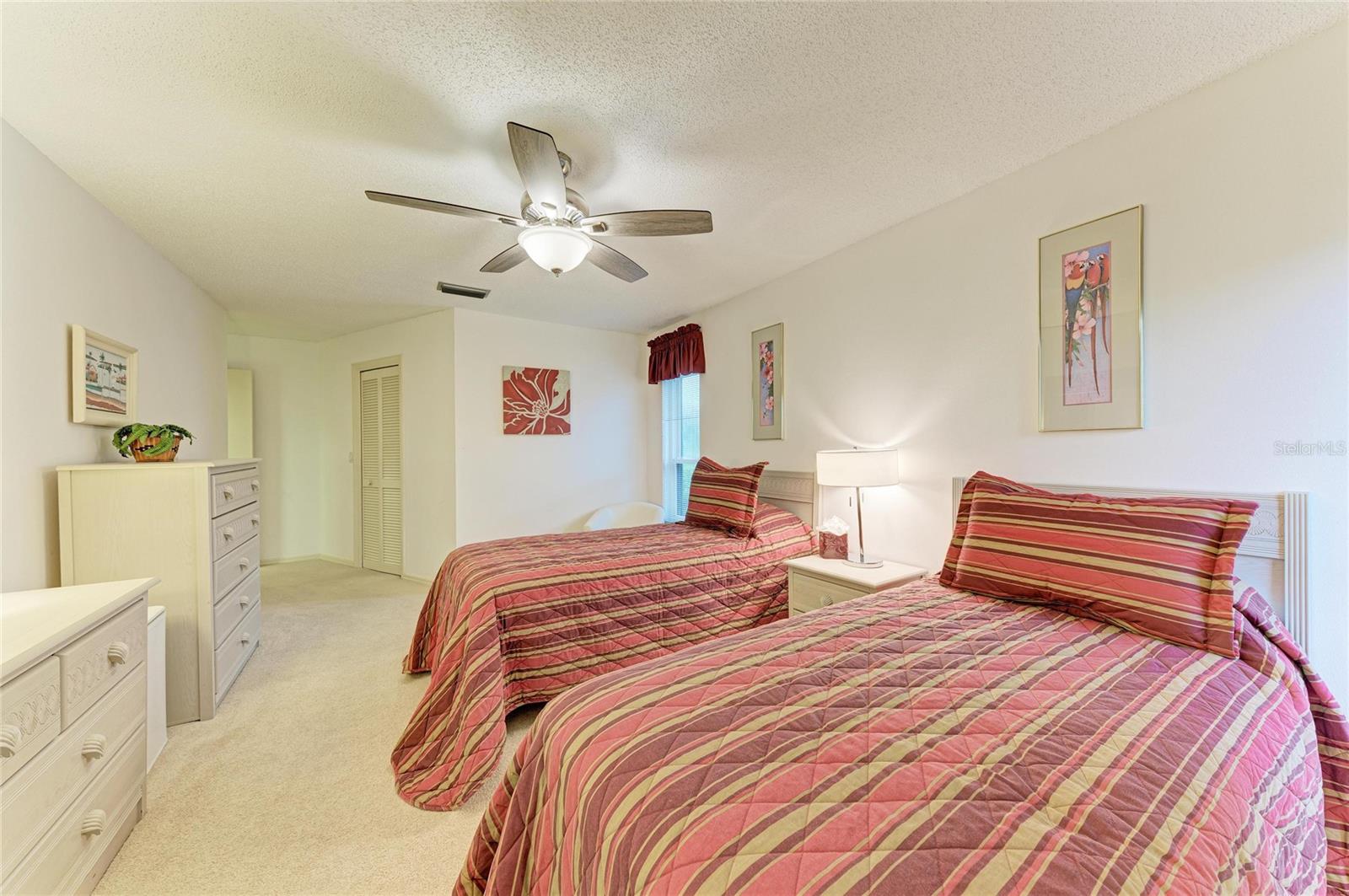 3952 Wilshire Cir E #166 Property Photo 32