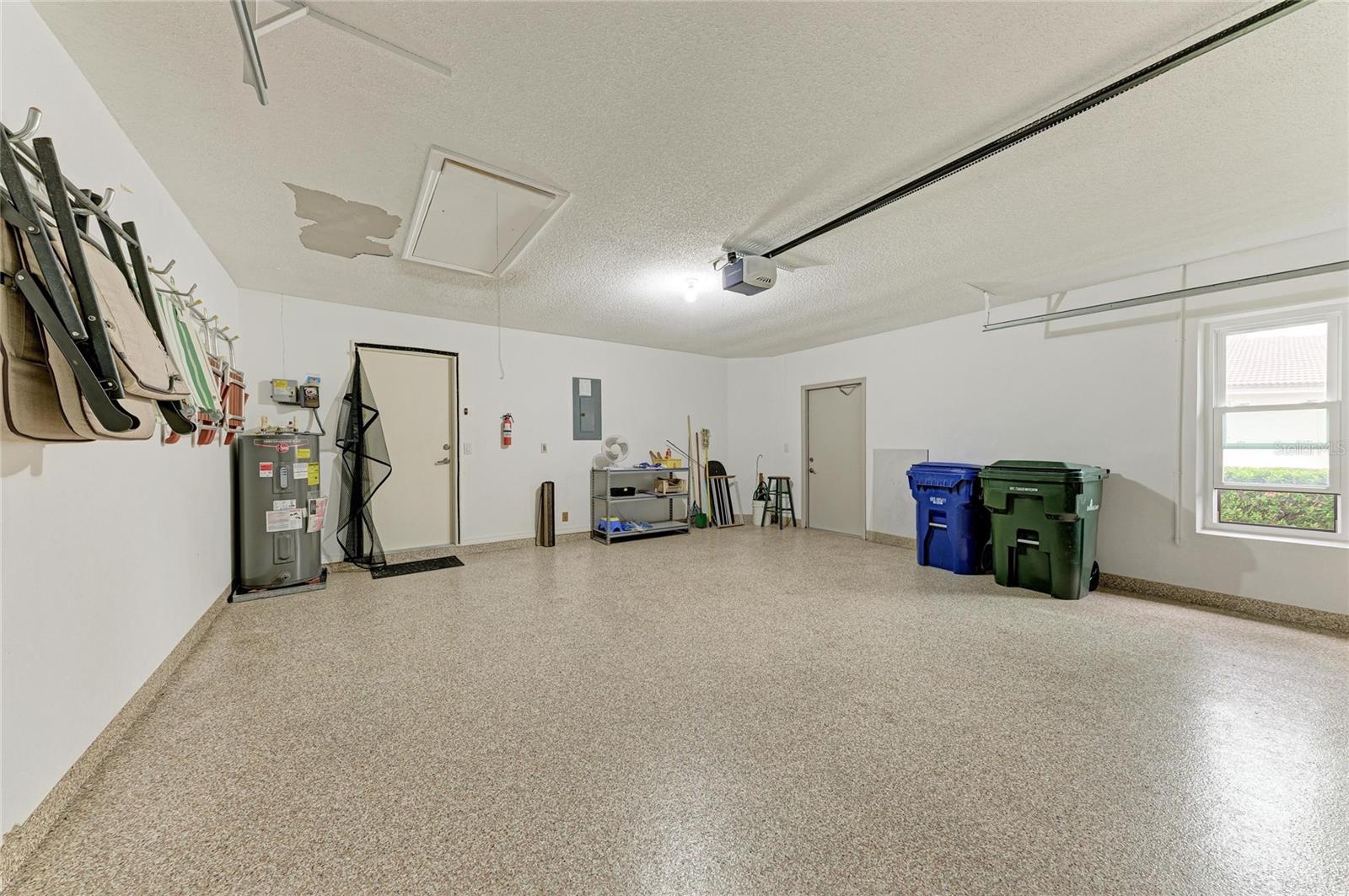 3952 Wilshire Cir E #166 Property Photo 36