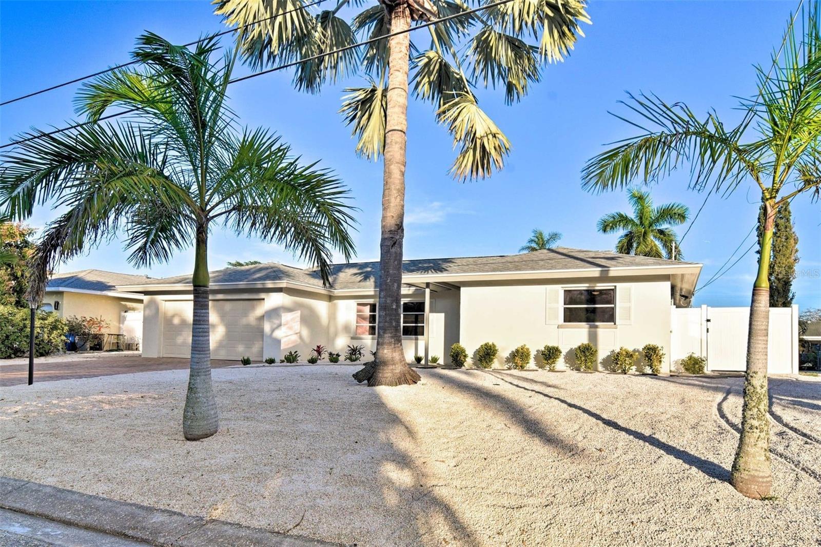 4107 COCONUT TER Property Photo 1