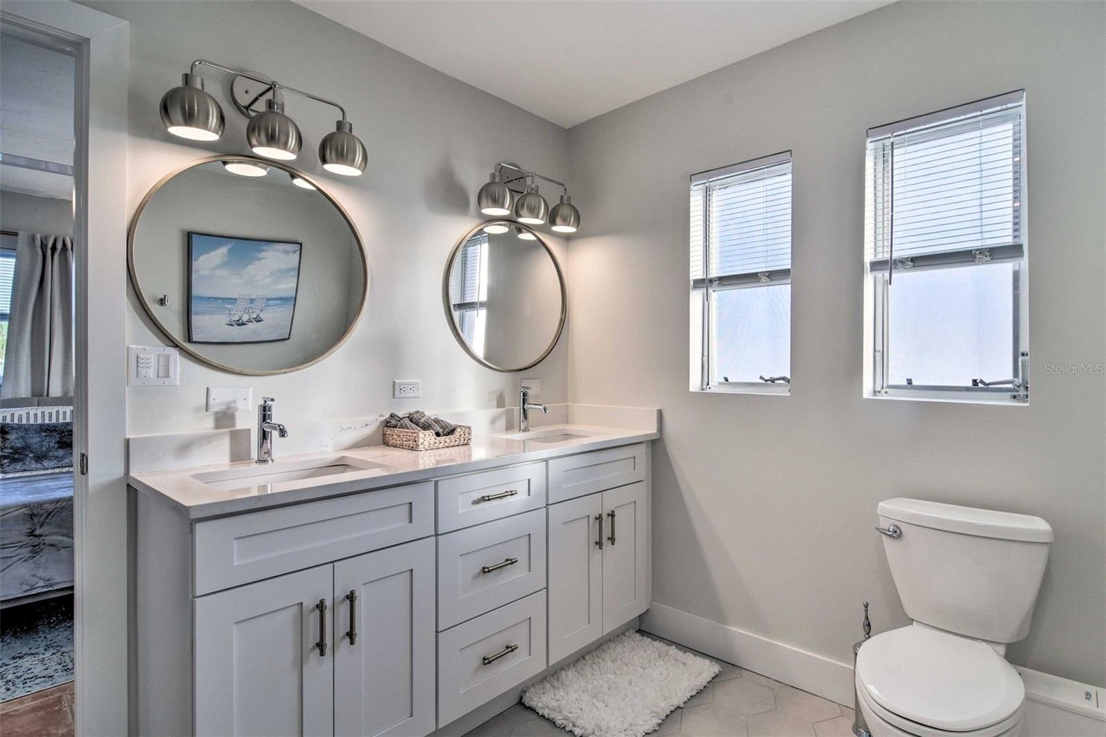 4107 Coconut Ter Property Photo 15