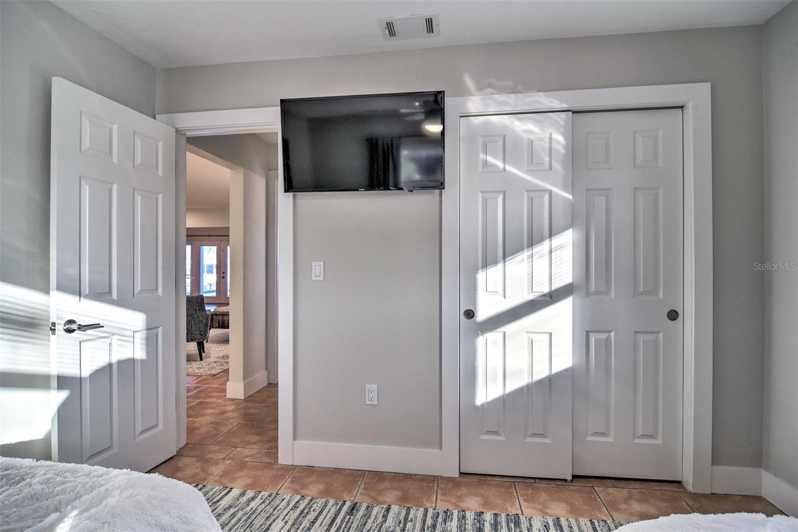 4107 Coconut Ter Property Photo 20