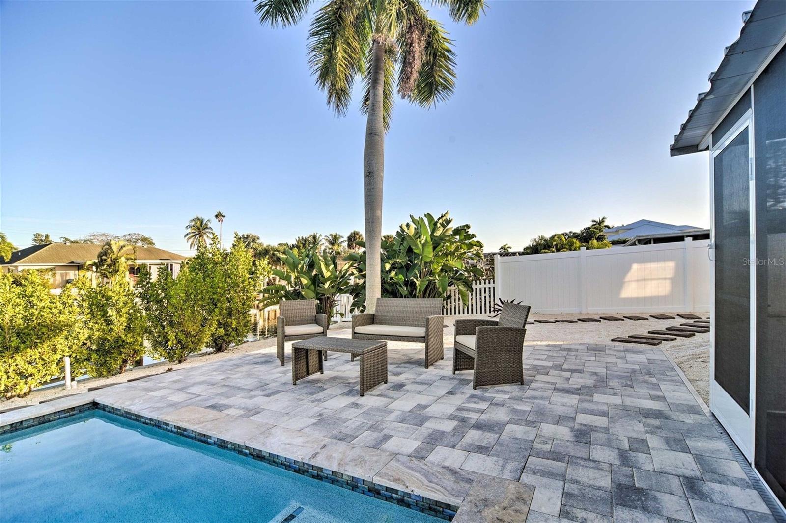 4107 Coconut Ter Property Photo 26