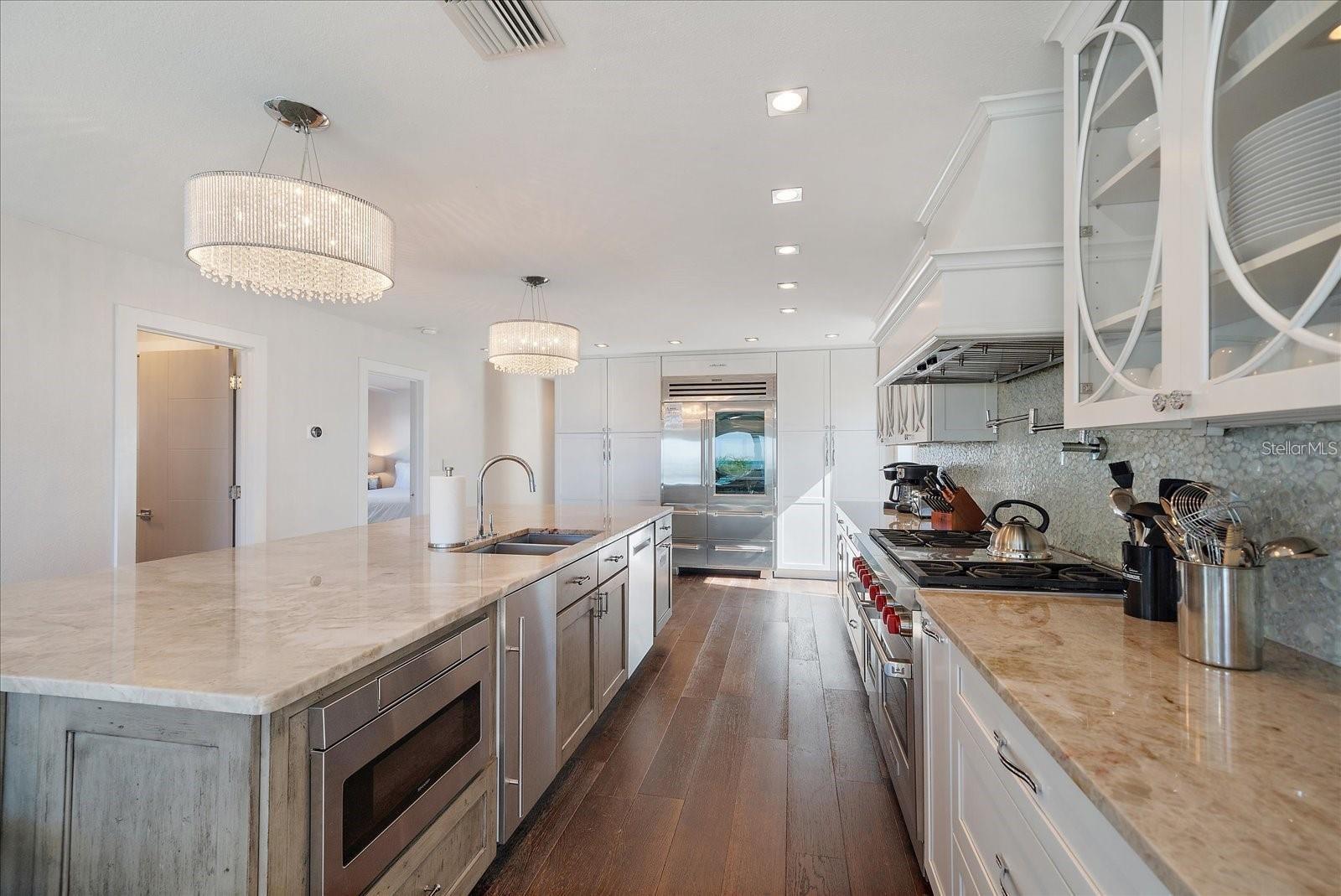 412 S Casey Key Rd Property Photo 8