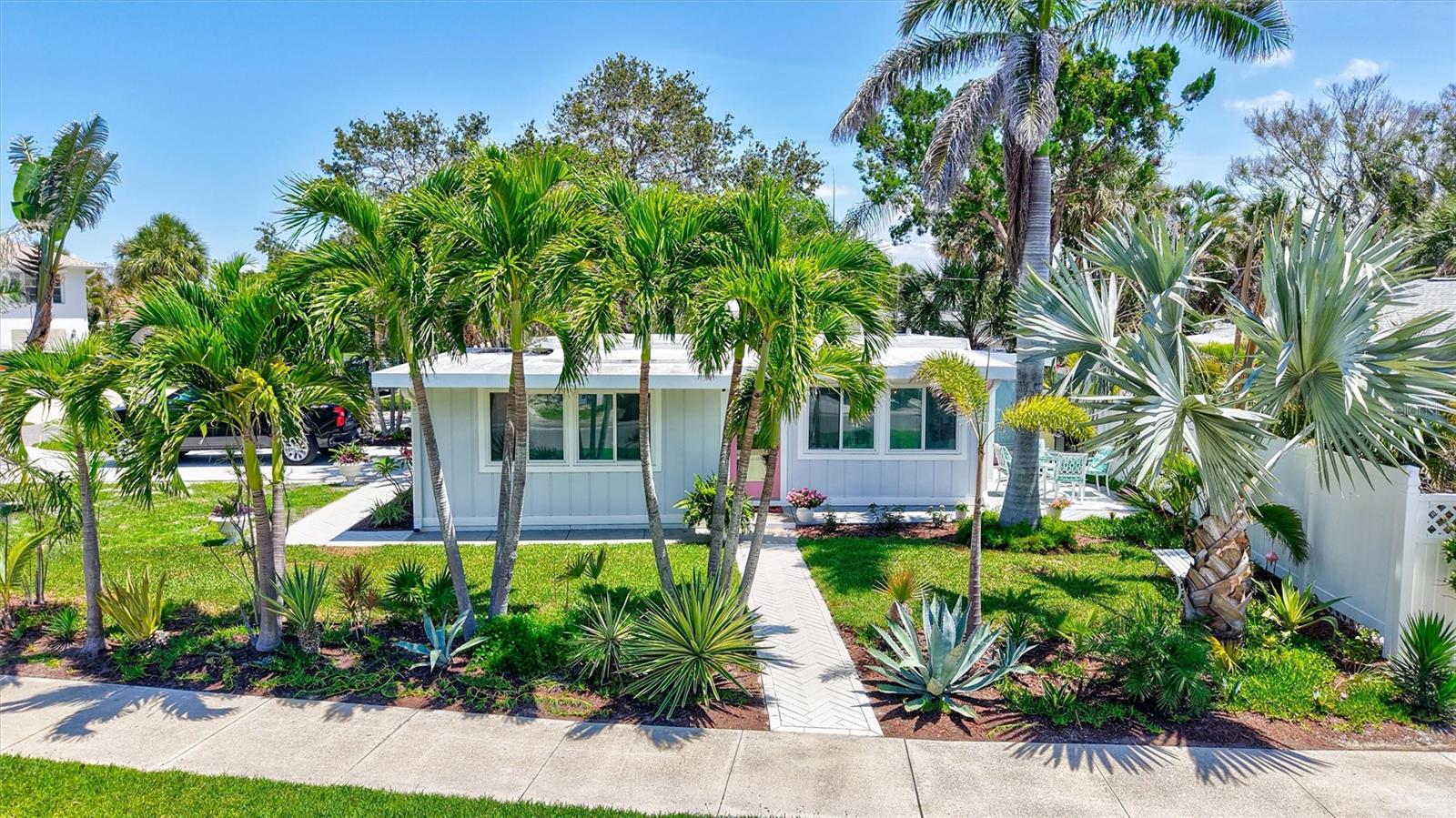 643 Calle Del Otono Property Photo 2