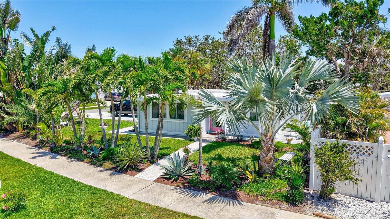 643 Calle Del Otono Property Photo 3