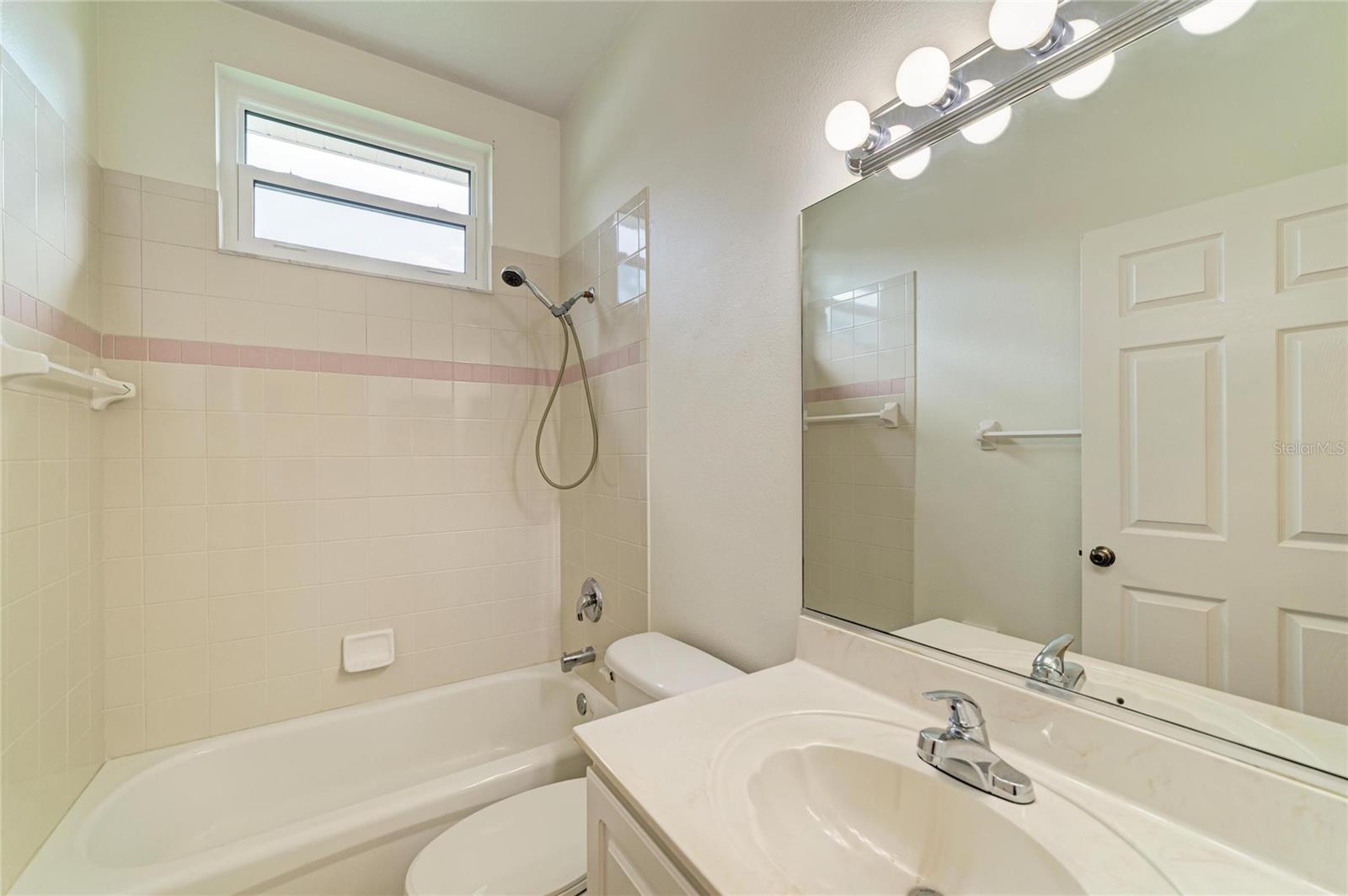 1101 Cane Mill Ln Property Photo 25