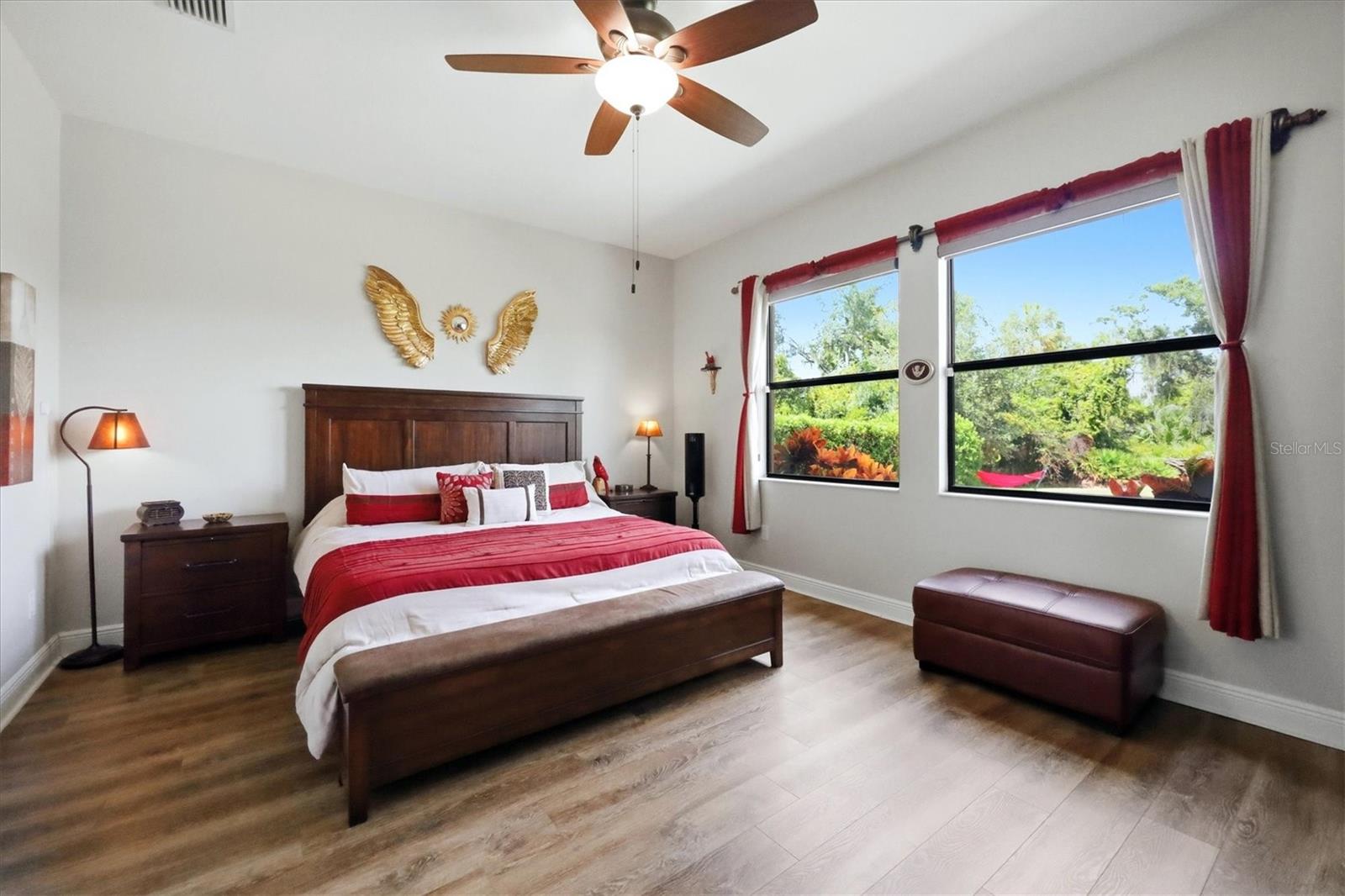10035 Marbella Dr Property Photo 6