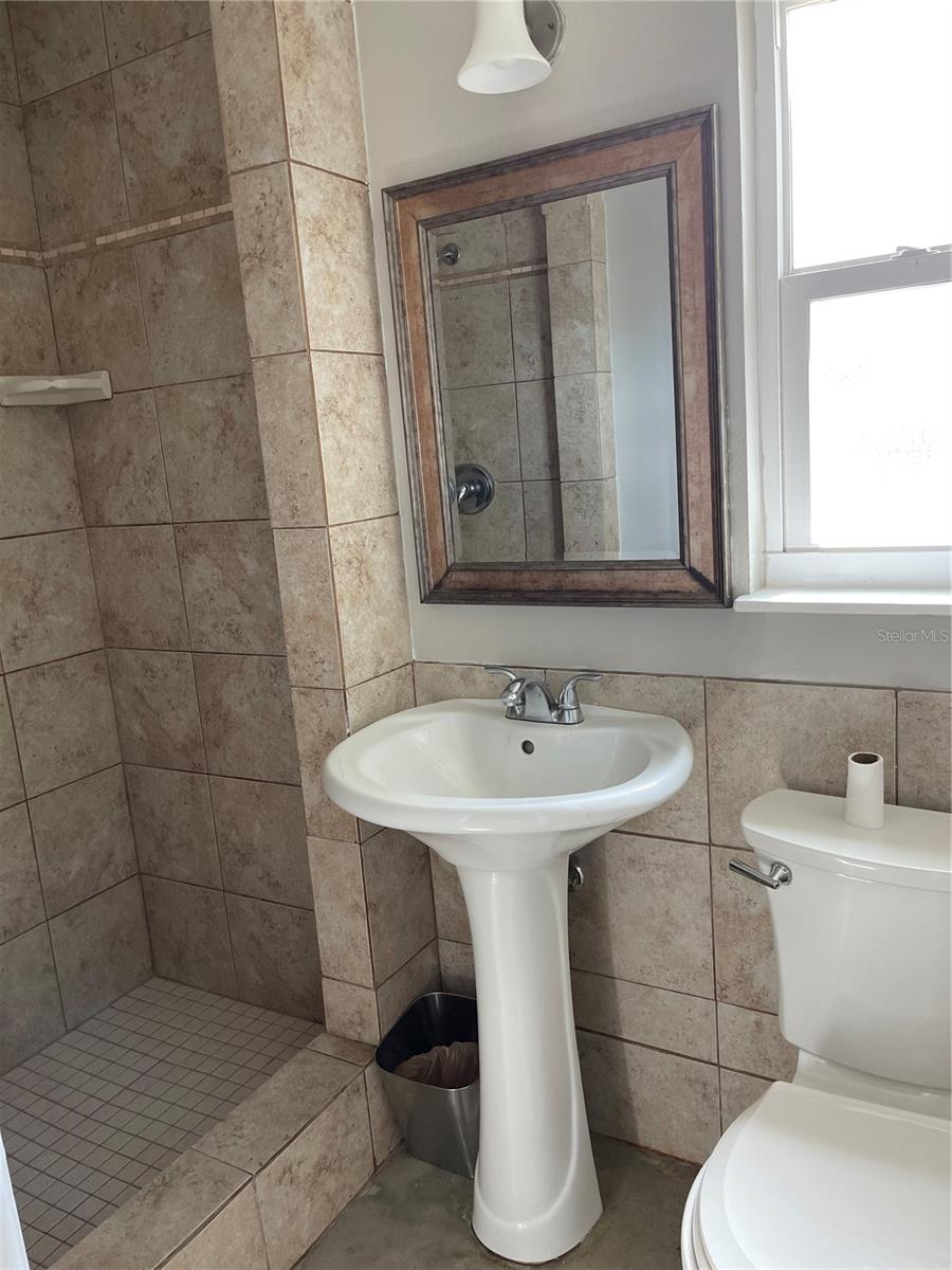 330 Beverly Rd Property Photo 10
