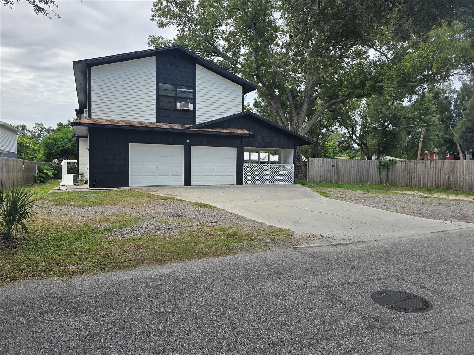 3160 Aspinwall St Property Photo 1