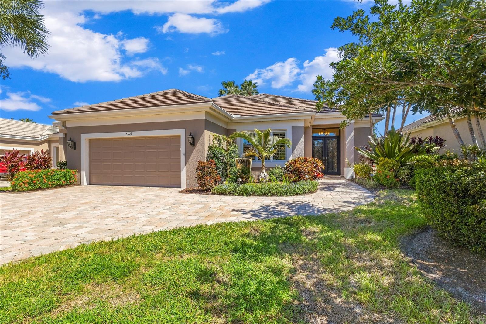 8629 51st Ter E Property Photo 6