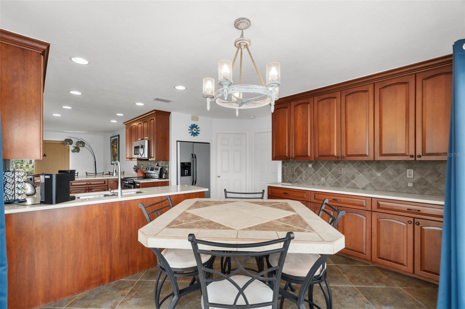812 Arlington Rd Property Photo 14