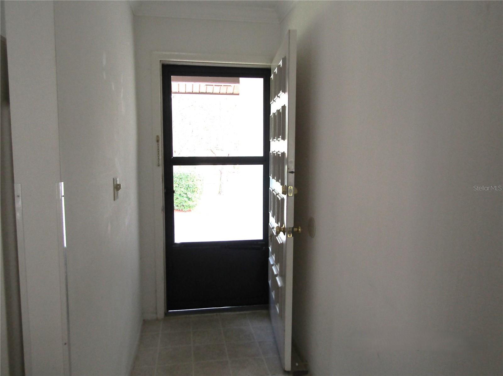 3057 Taywood Mdws #2 Property Photo 3