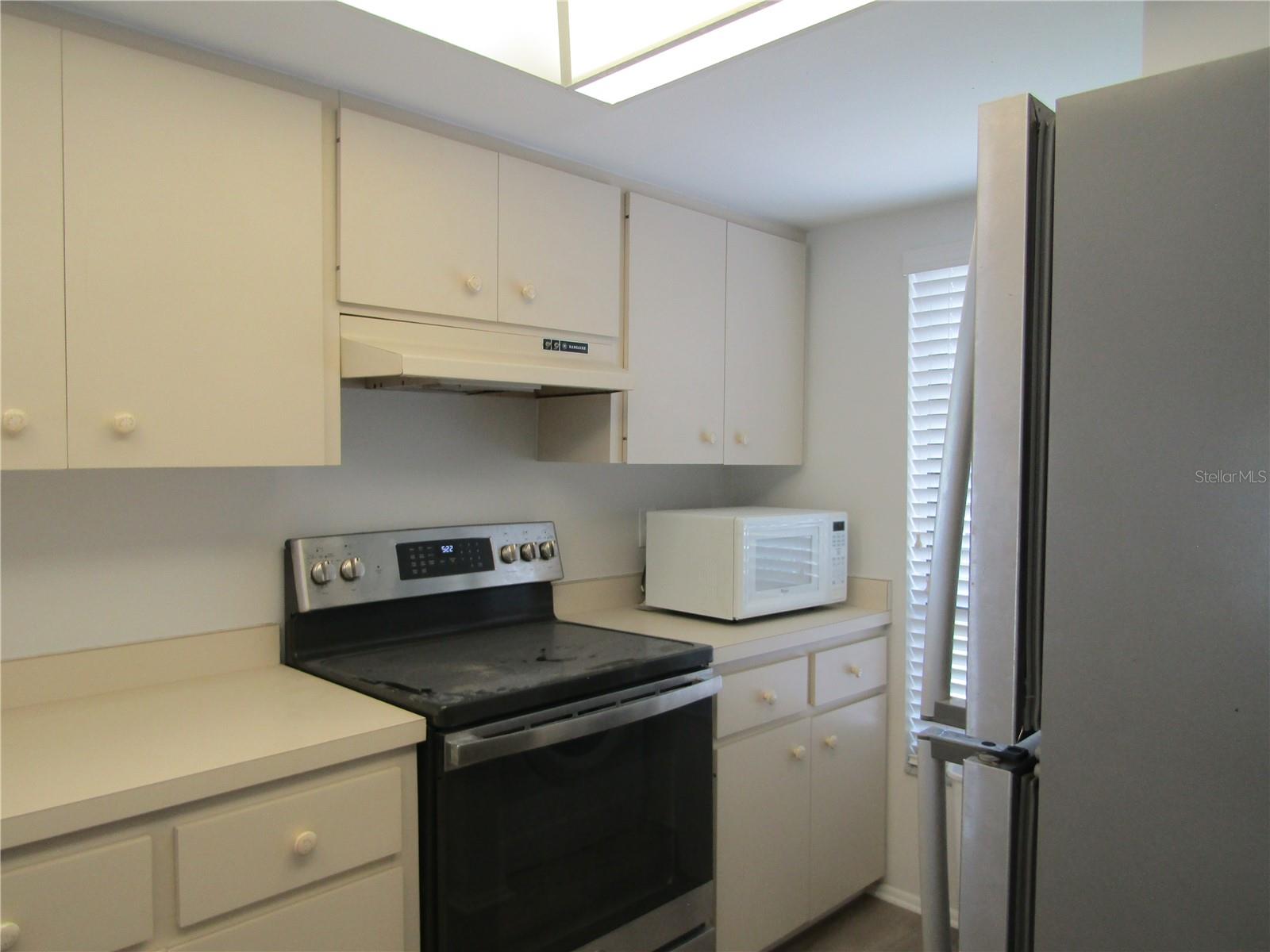 3057 Taywood Mdws #2 Property Photo 7