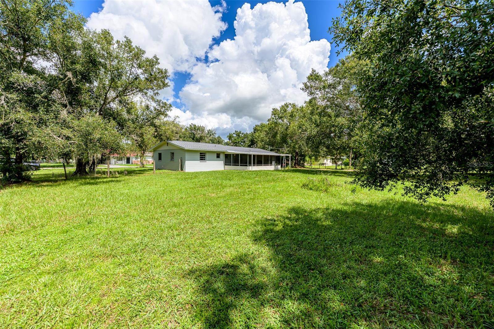 1737 Se Maple Dr Property Photo 19