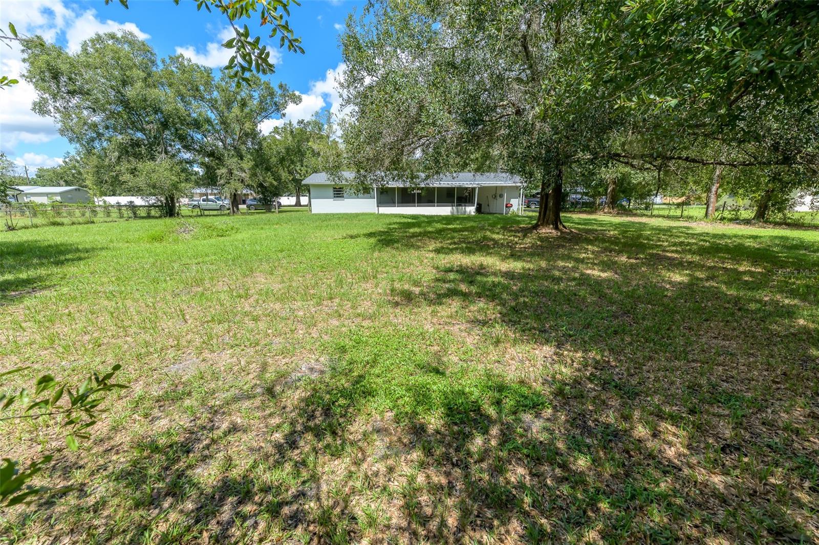 1737 Se Maple Dr Property Photo 20