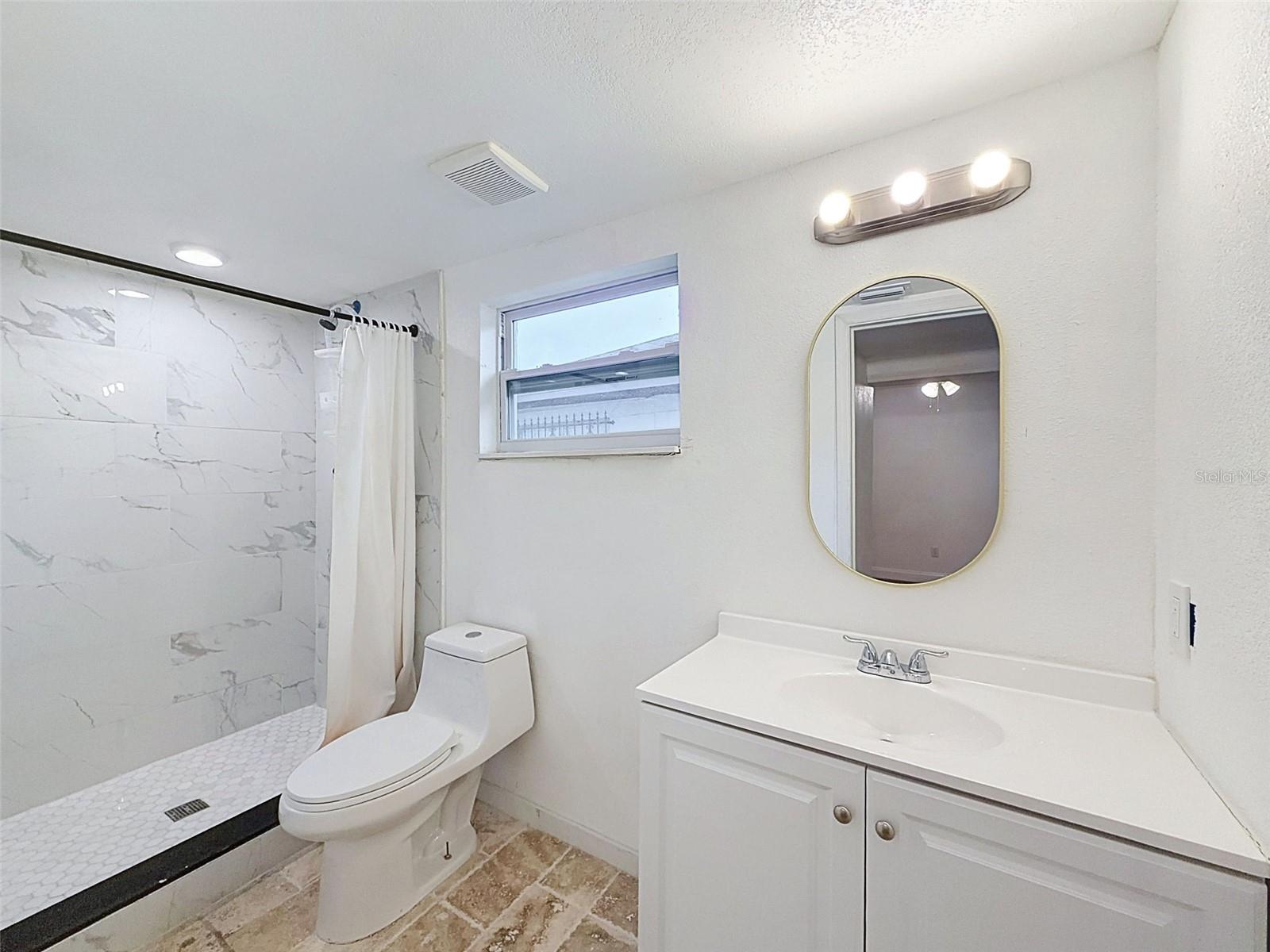3316 W Nassau St Property Photo 13