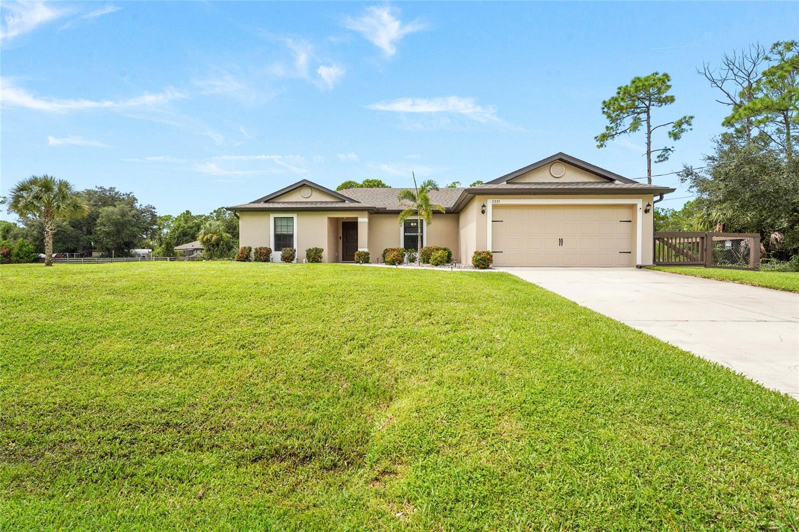 5335 Trumpet St Property Photo 1