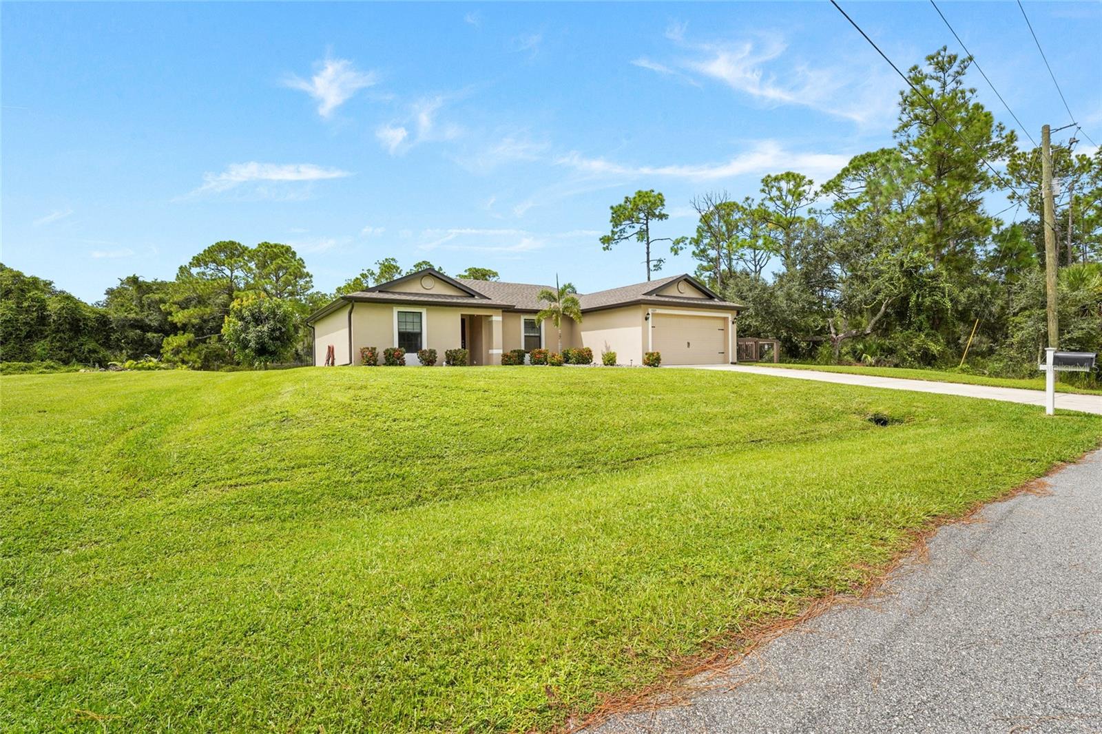 5335 Trumpet St Property Photo 3